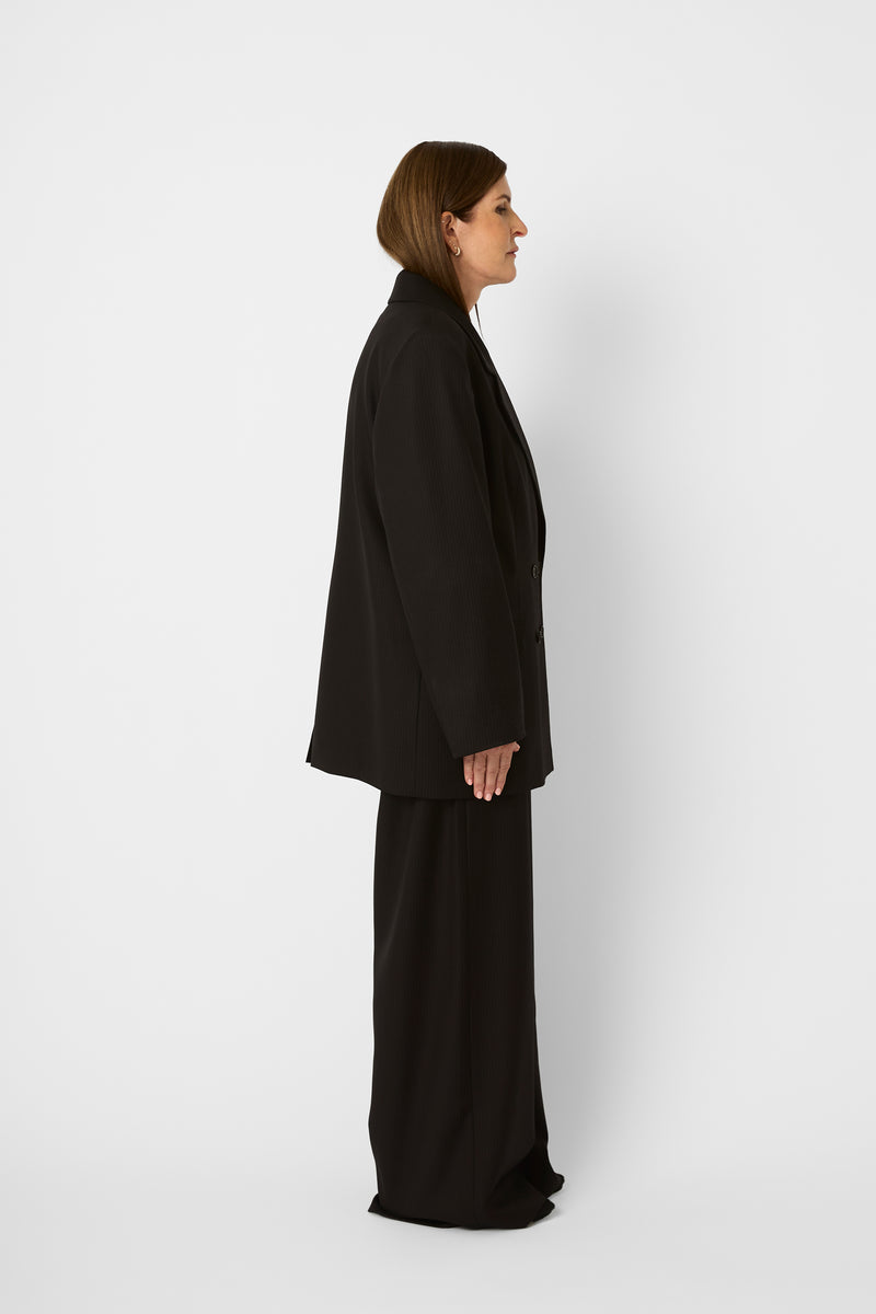 The Oversized Tailored Double-Breasted Suit